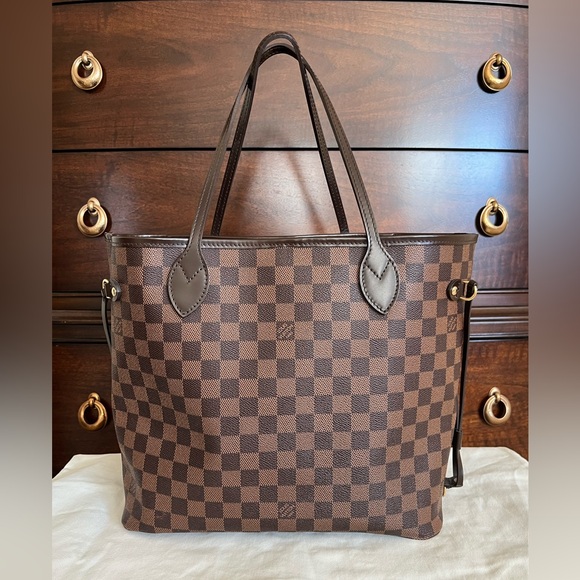 Louis Vuitton Damier Neverfull MM - Picture 1 of 11